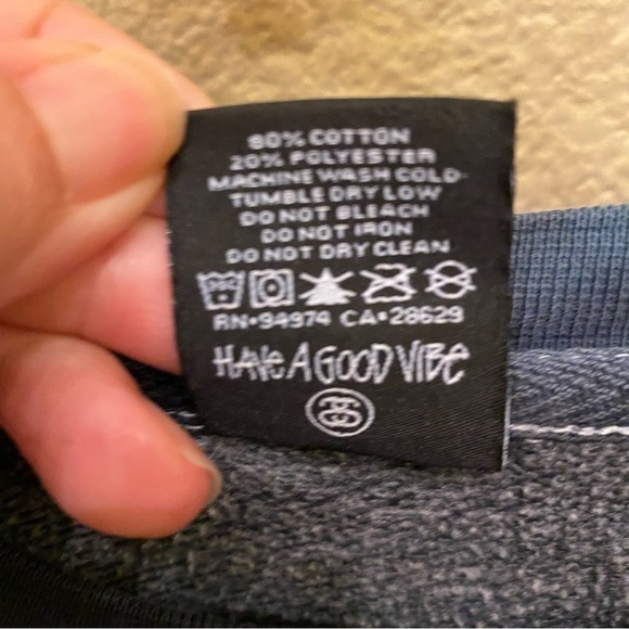 STUSSY N•4 Women Blue Tie Dye Cropped Cut Off Sweater Size Large *Rare* - Picture 7 of 8